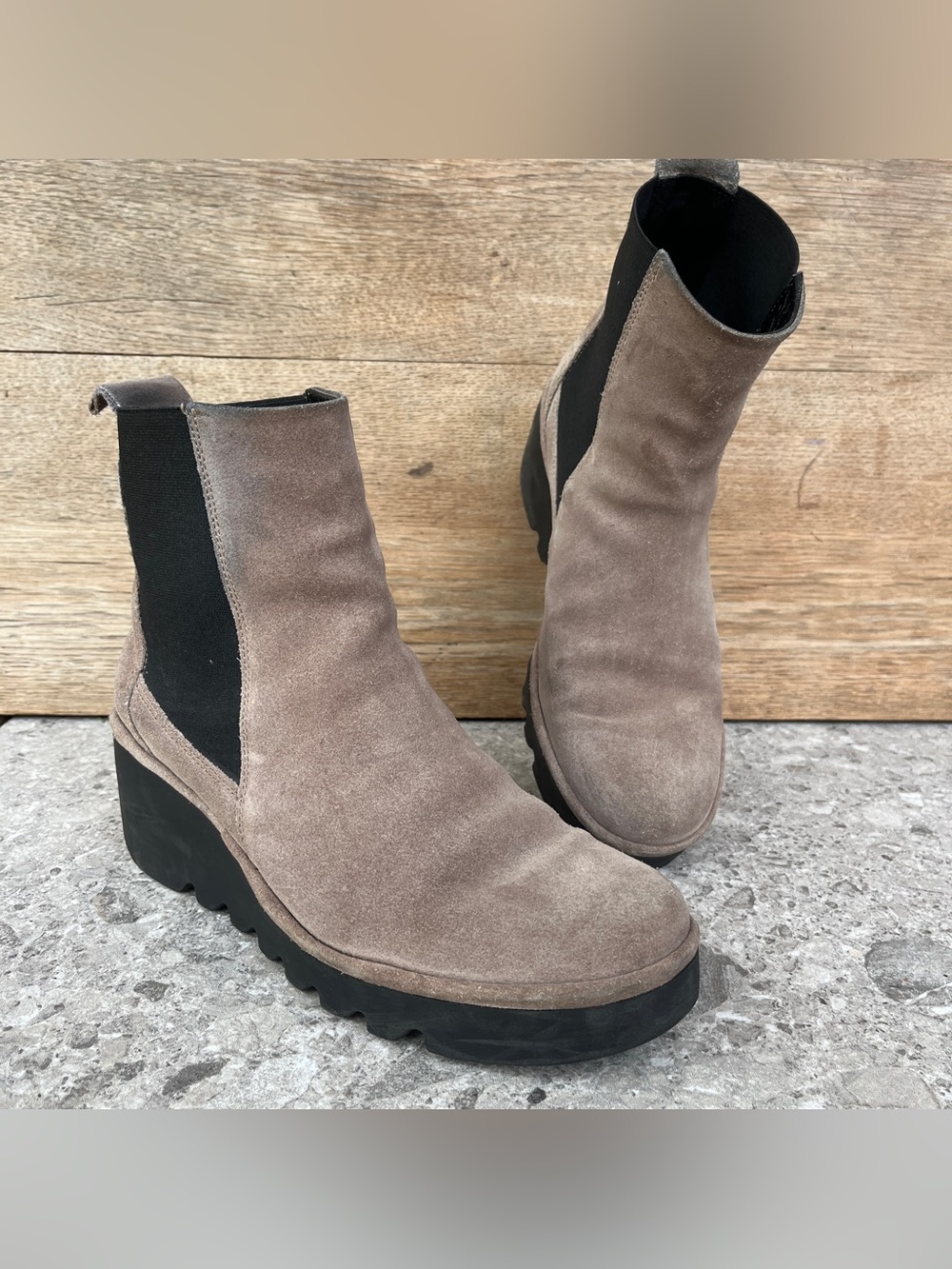 Fly London Bagu BAGU233FLY-011 Womens Taupe Suede Chelsea Wedge Boots